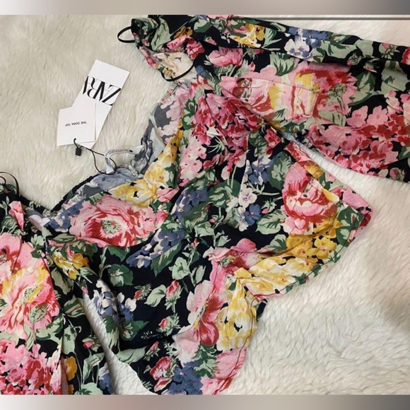 Zara | The Dora Top - Small - NWT! - Picture 3 of 3